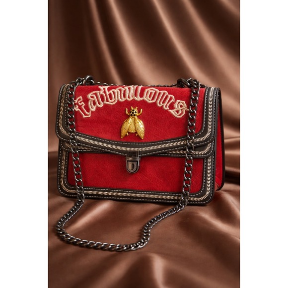 The Unbranded Brand Handbags - Fabulous Red Embroidered Bee Chain Gothic Statement Purse Leather Trim